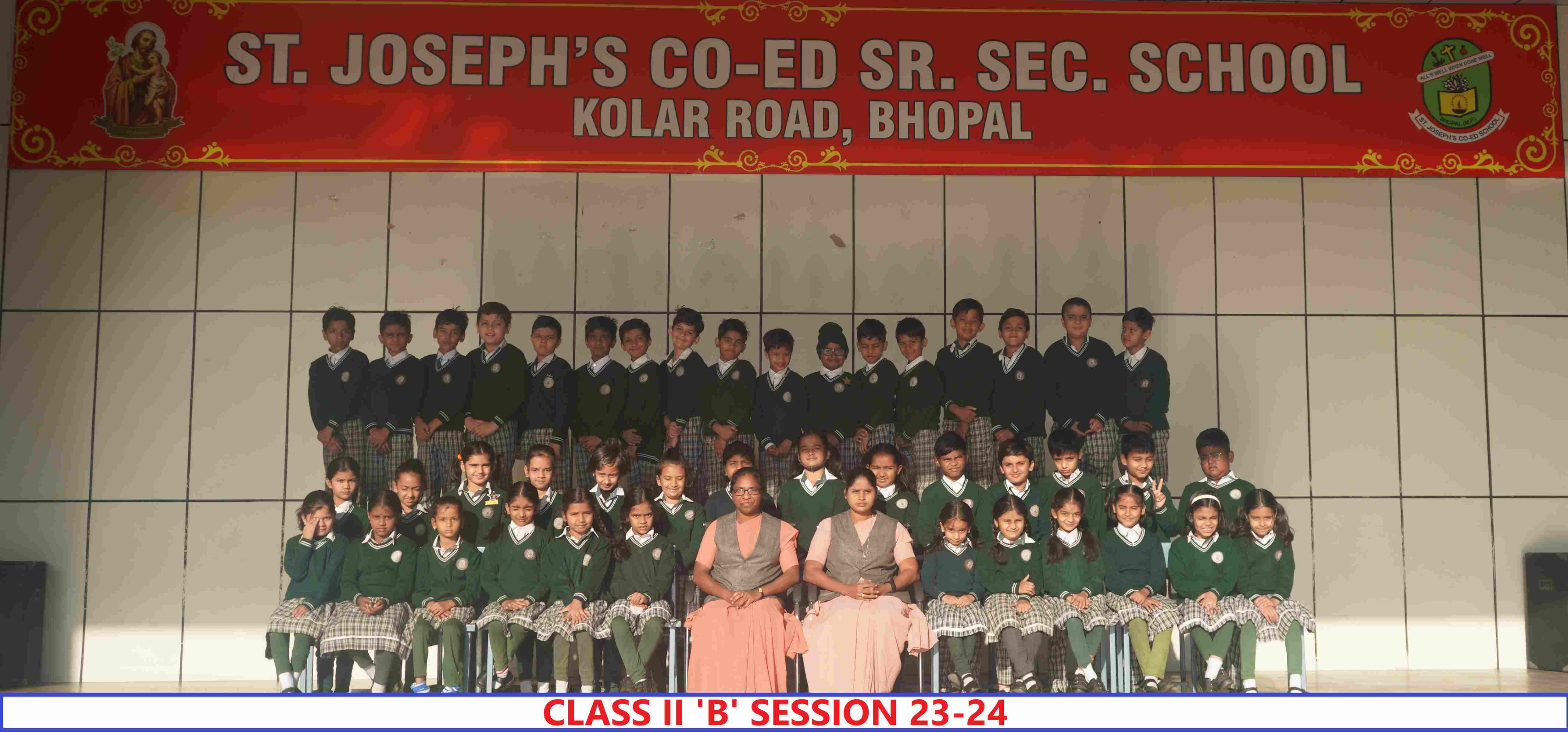 GROUP PHOTOGRAPH CLASS I & II